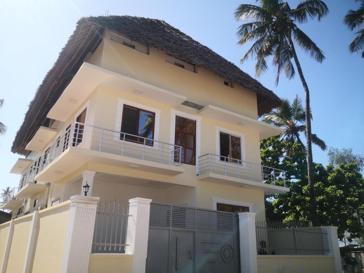 Mambo Inn Nungwi Bagian luar foto